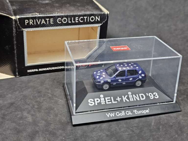 VW Golf - Herpa