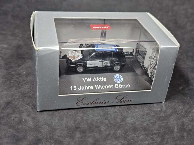 VW Golf- Herpa