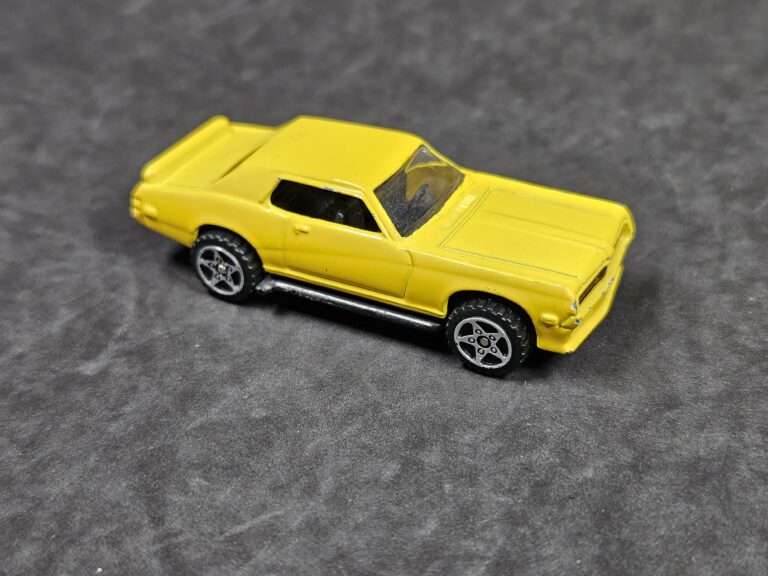 Cougar - Racing Champions