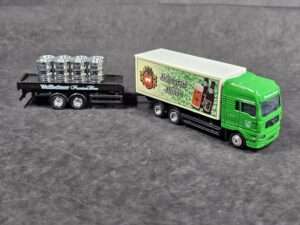 Camión Man con carro y barriles 1/87