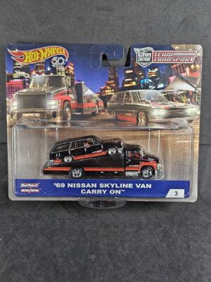 Team Transport 69' Nissan Skyline Van / Carry On - Hot Wheels