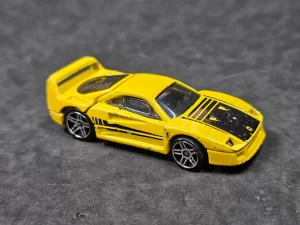 Ferrari F40 - Hot Wheels