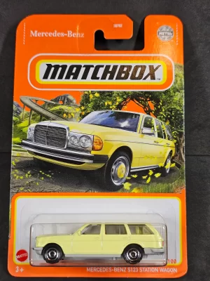 Mercedez Benz S123 Station Wagon - Matchbox