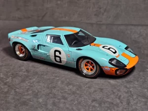 Ford GT40 Widebody MK1  1/18 - Solido