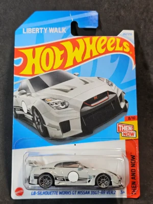 LB - Silhouette Works GT Nissan 35GT-RR VER.2 - Hot Wheels